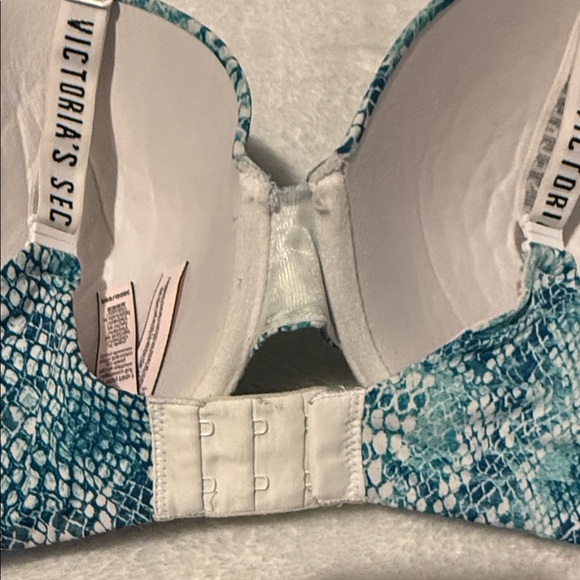Victoria's Secret Teal Snake Print Bra 38DD/E85 - Picture 7 of 9